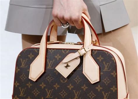 Πως να ξεχωρίσεις μια αυθεντική Louis Vuitton τσάντα!